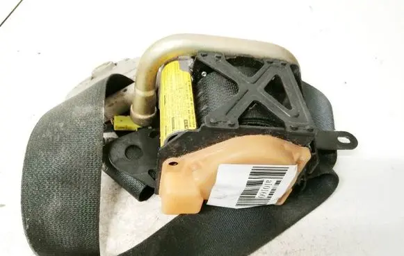 Toyota Corolla E120 E130 Front seatbelt