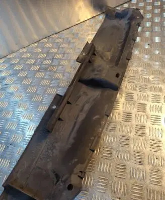 Audi A5 8T 8F Top upper radiator support slam panel 8T0807081A 15047