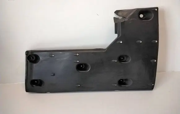 Lexus IS 220D-250-350 Engine splash shield/under tray 5816553020