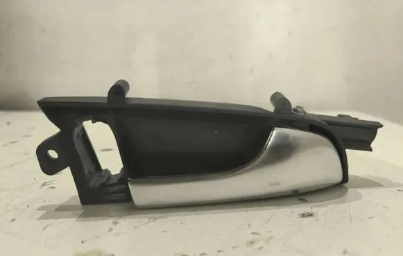 Audi A3 S3 8P Front door interior handle 8p3867020