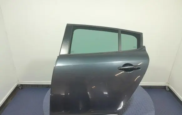 Renault Megane III Rear door 