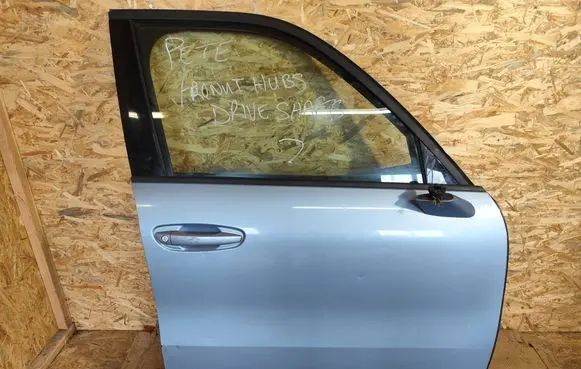 Citroen C4 II Picasso Front door
