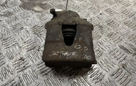 Skoda Octavia Mk2 (1Z) Front brake caliper