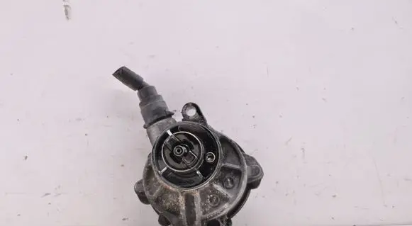 Mercedes-Benz Vito Viano W639 Vacuum pump A646230165