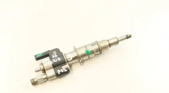 BMW X6 E71 Fuel injector 7585261 13537585261 10181010