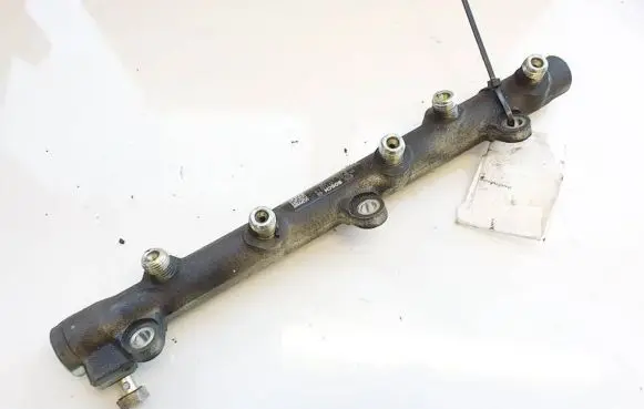 BMW 1 E81 E87 Fuel main line pipe 0445214030 7787164
