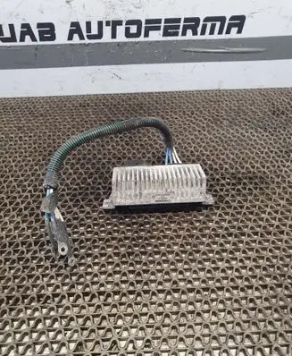 Nissan Qashqai Glow plug pre-heat relay 8200558438A