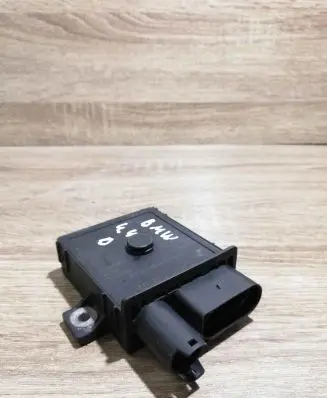 BMW 7 E65 E66 Glow plug pre-heat relay 7801202