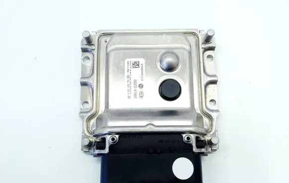 KIA Optima Adblue control unit 296102U550