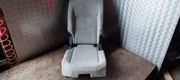Volkswagen Tiguan Allspace Rear seat 82853143 82853160