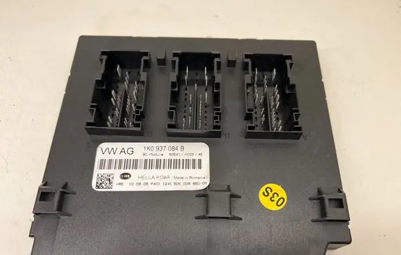 Volkswagen Golf V Comfort/convenience module 1K0937084B 5DK00965005