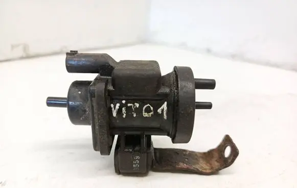 Mercedes-Benz Vito Viano W638 Turbo solenoid valve A0005450427