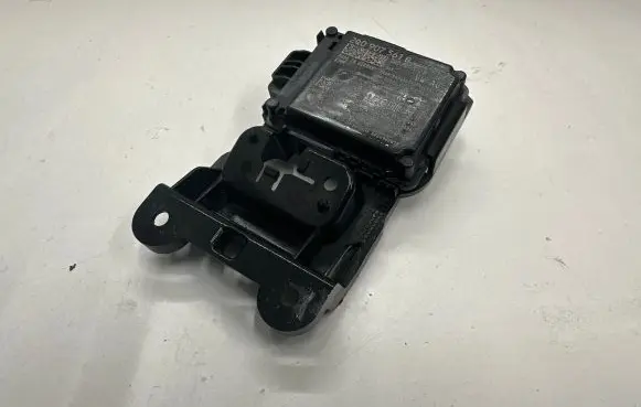 Skoda Kodiaq Distronic sensor radar 2Q0907561B 2Q0907572B 1900310610