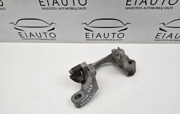 Mazda 6 Engine mounting bracket 5M03D