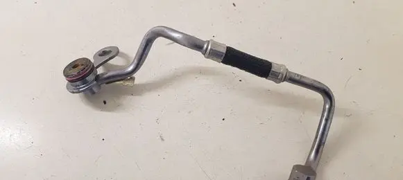Coolant pipe/hose