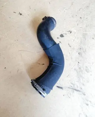 Audi A5 8T 8F Intercooler hose/pipe 8K0145737J