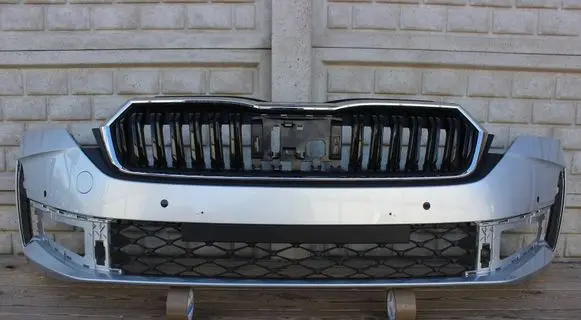 Skoda Octavia Mk4 Front bumper 5E3807221L
