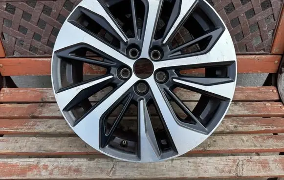 Ford S-MAX R18 alloy rim 