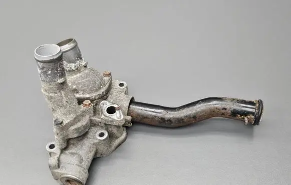 Honda Accord Thermostat housing 