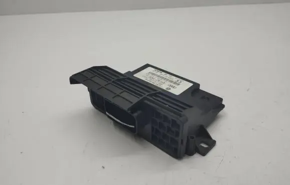 Audi Q7 4L Power management control unit 4F0907280E 4F0910280