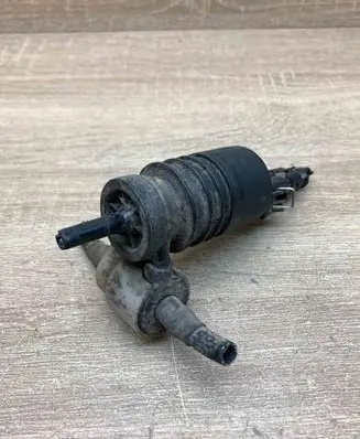 Opel Signum Windscreen/windshield washer pump 90563762
