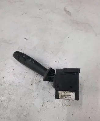 Renault Laguna I Wiper control stalk 8200012244
