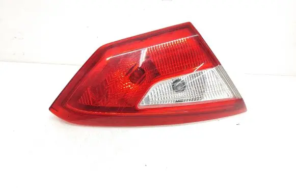 Ford Focus Tailgate rear/tail lights BM5113A603AC