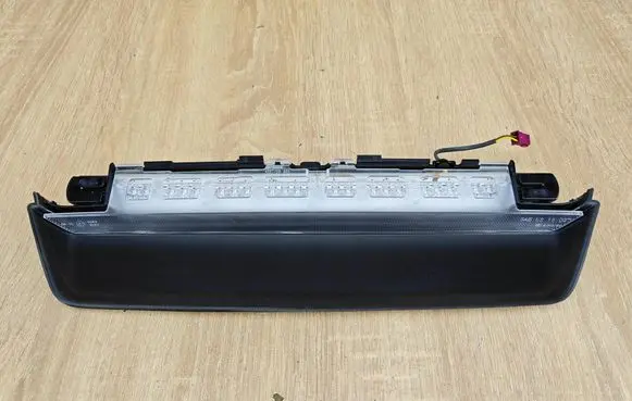 BMW 8 G16 Third/center stoplight 7450761