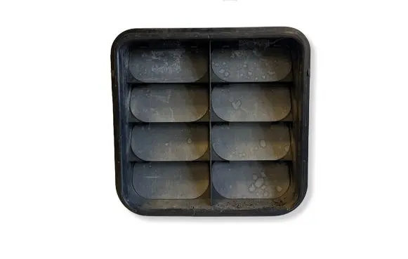 Volkswagen Touareg III Quarter panel pressure vent 4M0819181