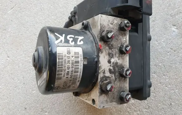 Mercedes-Benz C W203 ABS Pump 10092515413 10020403854