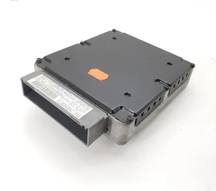 Jaguar XK8 - XKR Central body control module LJB2500AC F8FF14B205CC