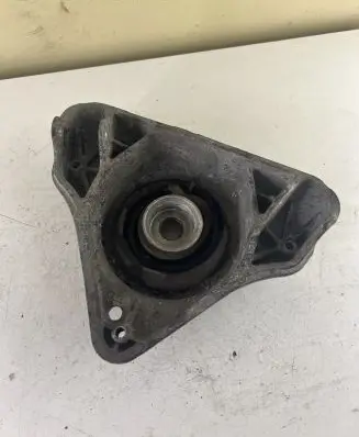 Audi A6 S6 C6 4F Coil spring mount 