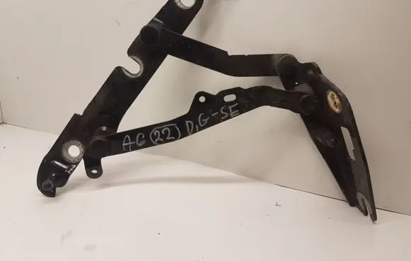 Audi A6 S6 C6 4F Tailgate/trunk/boot hinge 4F5827302