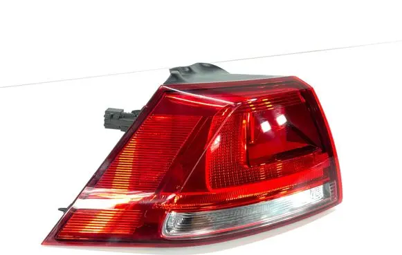 Volkswagen Golf VII Rear/tail lights 5G0945095M