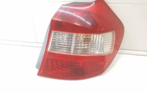 BMW 1 E81 E87 Rear/tail lights 692450211 6924502