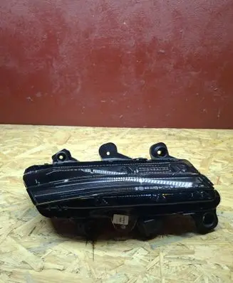 Peugeot 5008 II LED Daytime headlight 9836231080