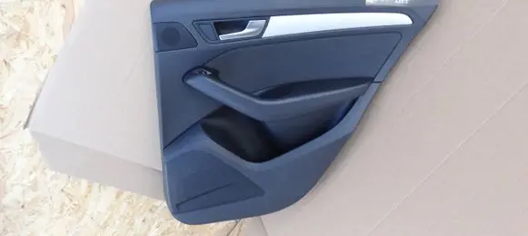 Audi Q5 SQ5 8R Rear door card panel trim