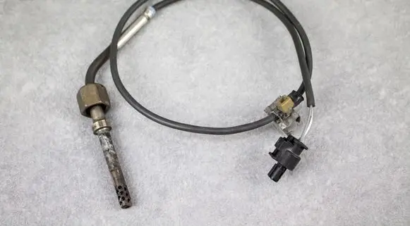 Mercedes-Benz A W169 Exhaust gas temperature sensor A0051539128