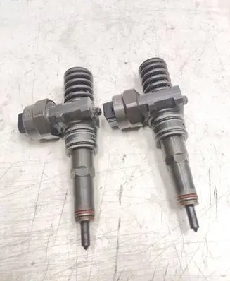 Volkswagen Golf IV Fuel injectors set 0414720015
