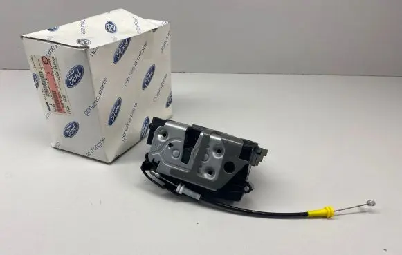 Ford Fiesta Rear door lock 8A6AA26412BD 8A6AA264C10BD