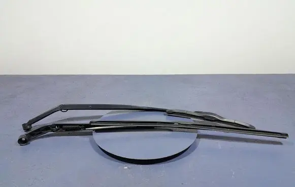 Suzuki Swace Front wiper blade arm 