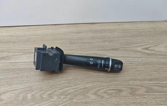 Volvo XC90 Wiper control stalk 30798530 06W50D