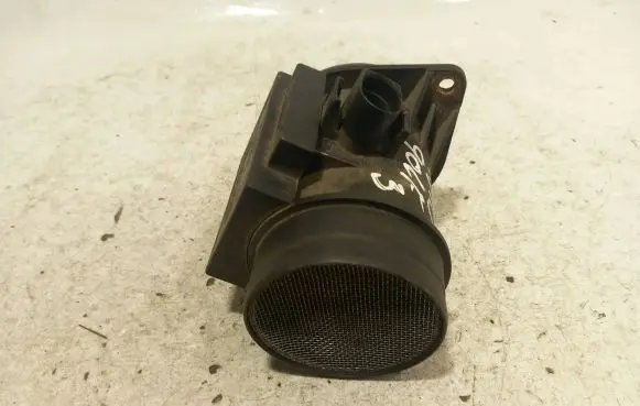 Volkswagen Golf III Mass air flow meter 074906461