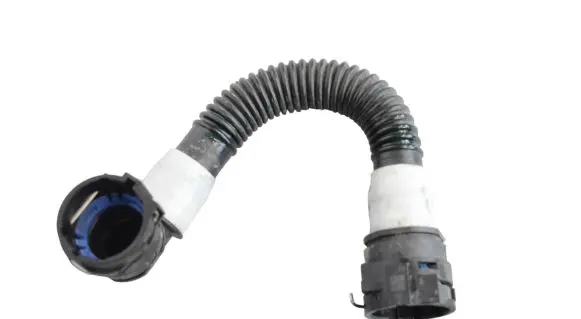 Tesla Model Y Engine coolant pipe/hose