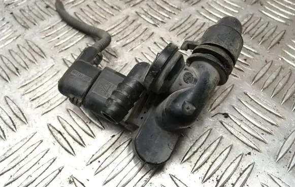 Volkswagen Golf V Air pressure sensor 0261230081 036906051G