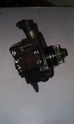 Renault Master III Fuel injection high pressure pump 0445010205