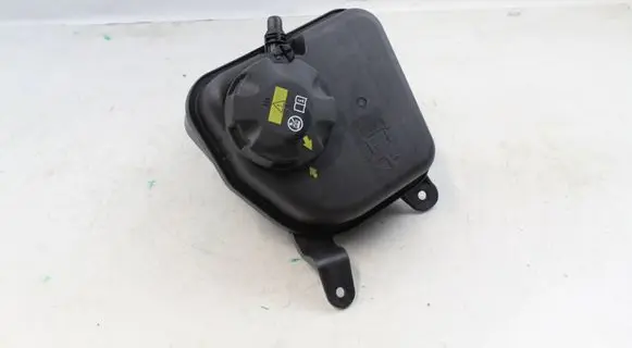 Coolant expansion tank/reservoir