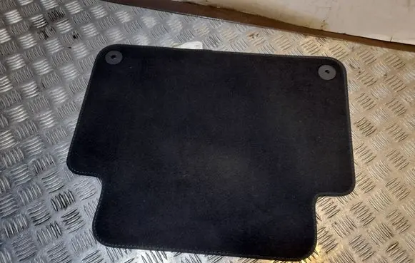 Audi Q7 4L Rear floor mat 4L0864450
