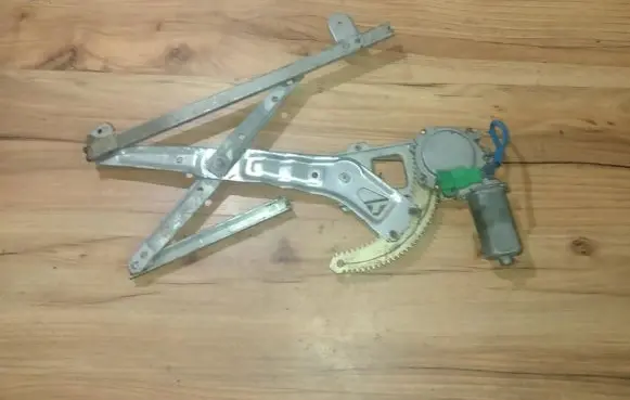 Subaru Impreza I Sliding door window regulator with motor