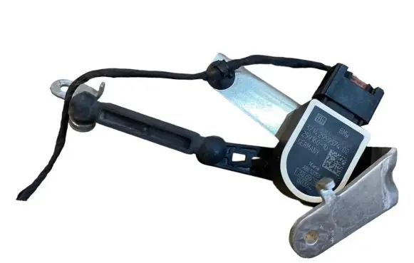 BMW M8 F93 Gran Coupe Headlight/headlamp level sensor 2959574 25916010 37142959574